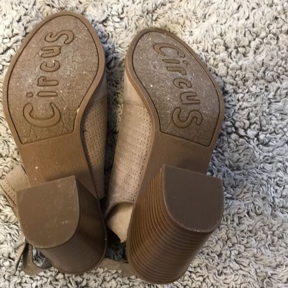 CIRCUS 10 by SAM EDELMAN Western Kipling Sandal Bootie - Picture 10 of 12